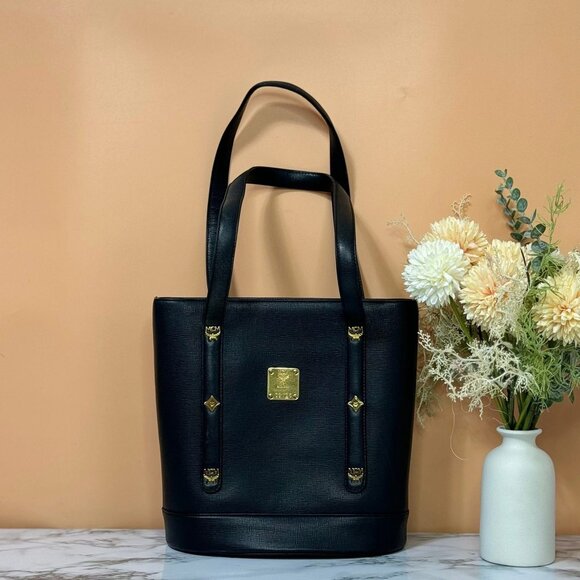 Rare & Classic MCM Bags – Pre-Loved, Must-Have Styles - Picture 4 of 8